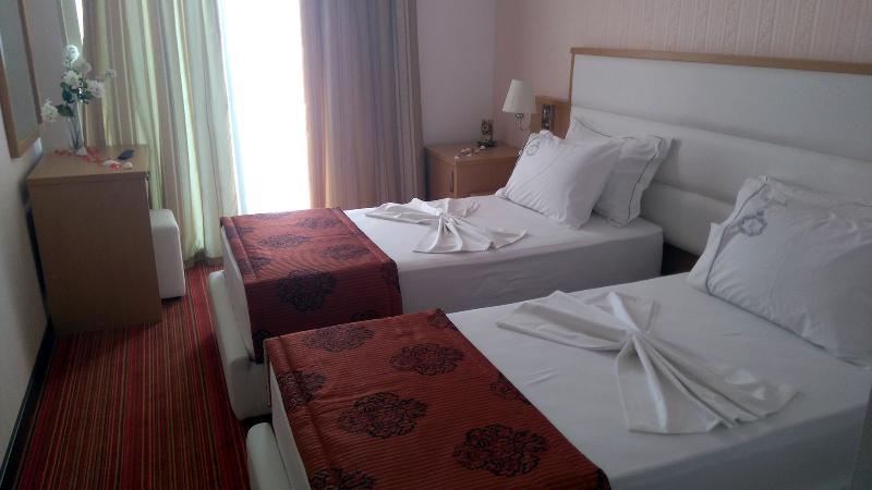 Santa Quaranta Premium Resort Sarande Luaran gambar